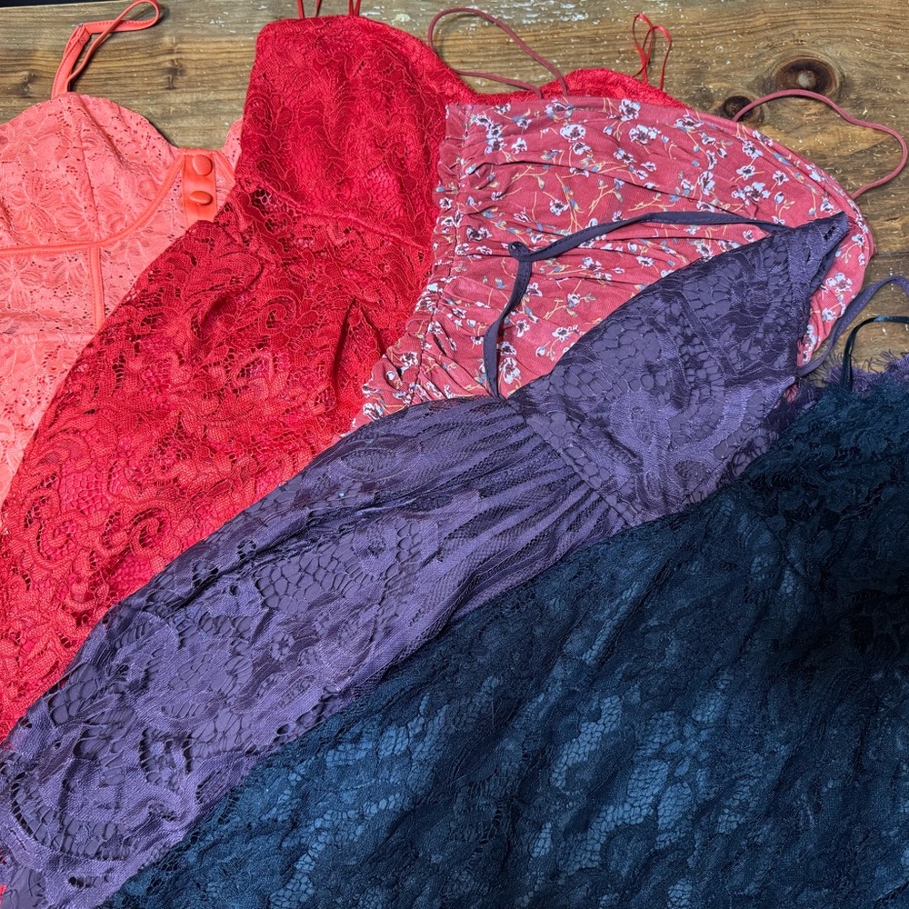 Bundle of 5 Dresses (Tobi, Misguided, Hello Molly, ASOS, …)